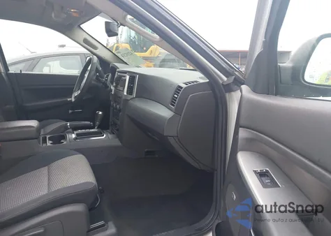 2010 Jeep Grand Cherokee Laredo from USA, damaged, VIN 1J4PR4GK3AC118704